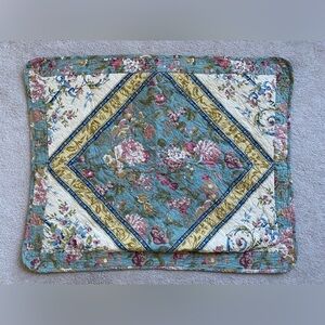 Set of 2 Floral Quilted Cotton Standard Pillow Sham